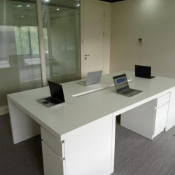 Serviced office to lease in Cardiff