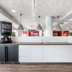 Interior of Stationsplein 13A, Ingang 'De Conducteur'/ Receptie op, 2
