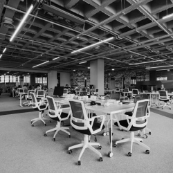 Exterior view of Strada Regele Ferdinand 22-26, Centrul Comercial Central, 3rd Floor