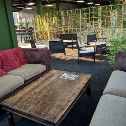 Executive office to lease in Beverley