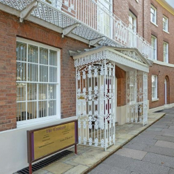 Serviced office centres to let in Leicester