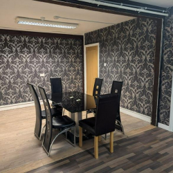 Serviced office centre to let in Paddock Wood