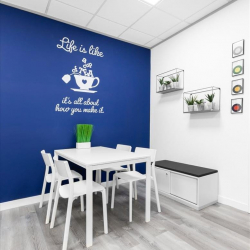 Serviced office to lease in Exeter