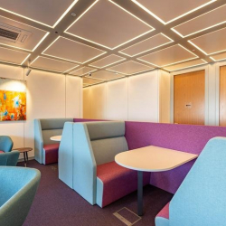 Office accomodations to rent in Borehamwood