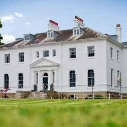 Offices at Thorncroft Drive, Thorncroft Manor