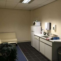 Office suite to let in Doncaster