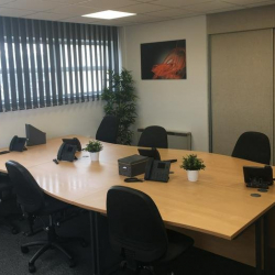 Serviced office to let in Cleckheaton