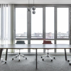 Office suites to hire in Naples