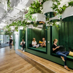 Offices at ul. Chmielna 73