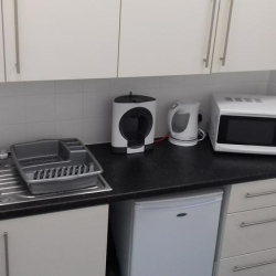 Unit 2, Hawkes Drive, Heathcote Industrial Estate