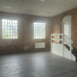 Serviced office centre to lease in Ripley (Derbyshire)