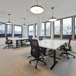 Universitätsstraße, 15 office spaces