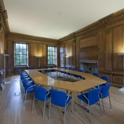 Executive office to let in Dumbarton