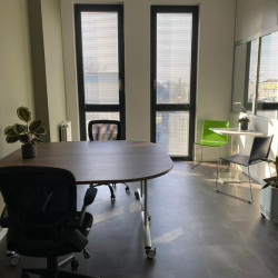 Offices at  Via Leonardo da Vinci, 4