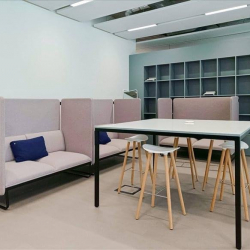 Office spaces to let in Milan