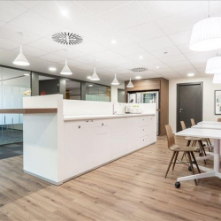Executive office to rent in Milan