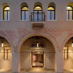 Exterior image of via San Nicolò, 42, Palazzo della Luce
