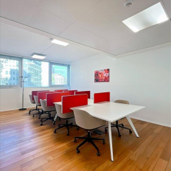 Executive office centres to hire in Milan