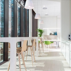 Office suite to rent in Milan