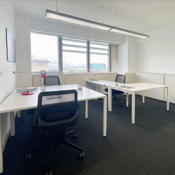 Office suites to let in Milan