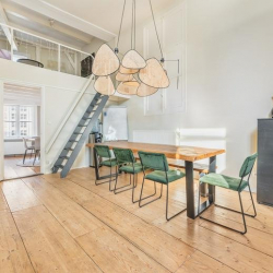 Offices at Warmoesstraat 155