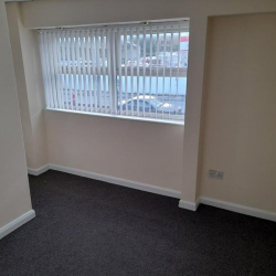 Serviced office to lease in Reading