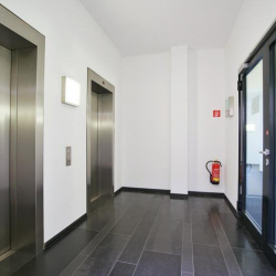 Werner-Heisenberg-Straße 2 executive offices