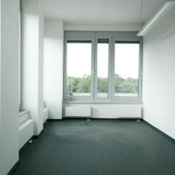 Offices at Werner-Heisenberg-Straße 2