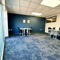 Serviced office to lease in Falkirk