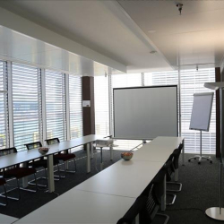 Office suites in central Rolle