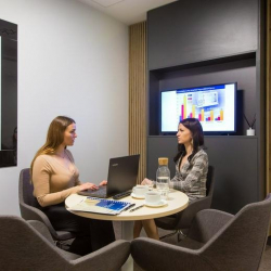 Office accomodation to lease in Warsaw