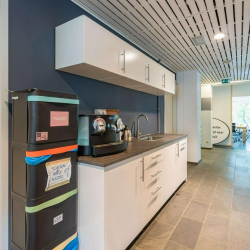 Offices at Zomerhofstraat 84