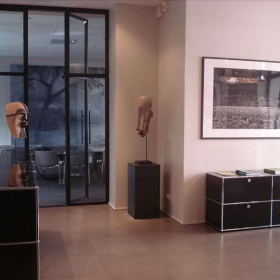Office suite to rent in Paris. Click for details.