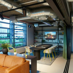 Office accomodations in central Barcelona. Click for details.