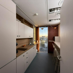 Av. Burgos, 8A office spaces. Click for details.