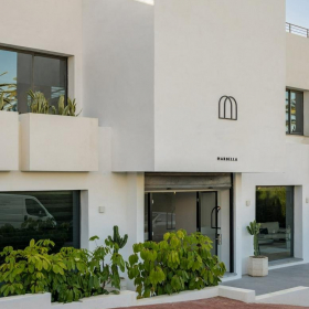 Calle las Azaleas 51 serviced offices. Click for details.