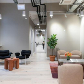 Offices at Chausseestraße 29. Click for details.