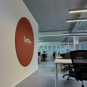 Executive offices in central Porto. Click for details.