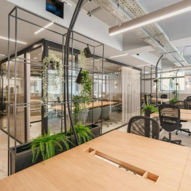 Office suites in central Porto. Click for details.