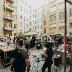 Serviced offices in central Berlin. Click for details.