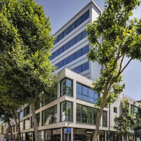 Office accomodations to hire in London. Click for details.