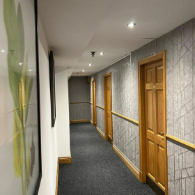 Executive suites in central Manchester. Click for details.