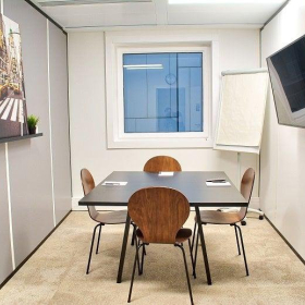 Serviced offices in central Puteaux. Click for details.