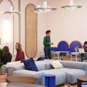 Neuilly-sur-Seine executive suite. Click for details.