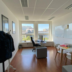 Executive suite to let in Brussels. Click for details.
