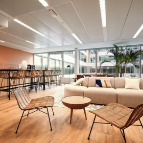 34-40 Rue Guynemer, Issy-les-Moulineaux serviced offices. Click for details.