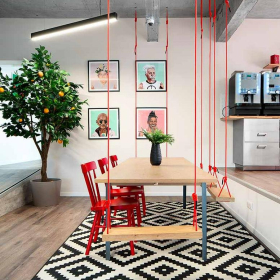 Sophia Antipolis executive suite. Click for details.