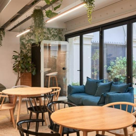 Serviced office - Paris. Click for details.