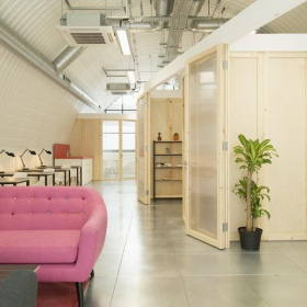 Image of London executive office. Click for details.