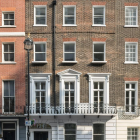 124 Wigmore Street. Click for details.